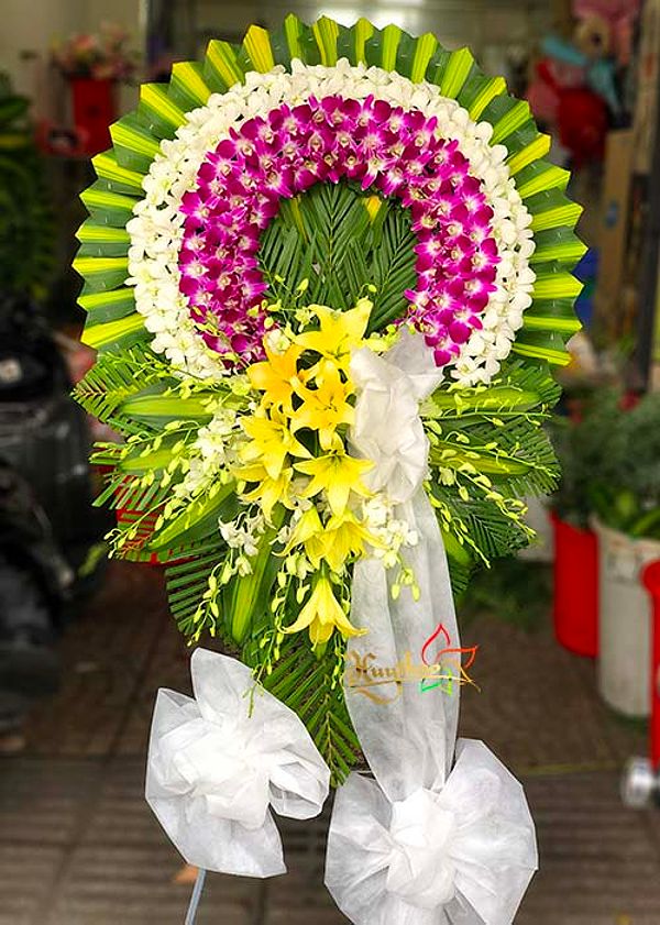 Những Giỏ Hoa Đám Tang Ý Nghĩa: Tỏ Lòng Biết Ơn Và Chia Sẻ Nỗi Đau 6 Lựa chọn màu sắc cho hoa tang lễ