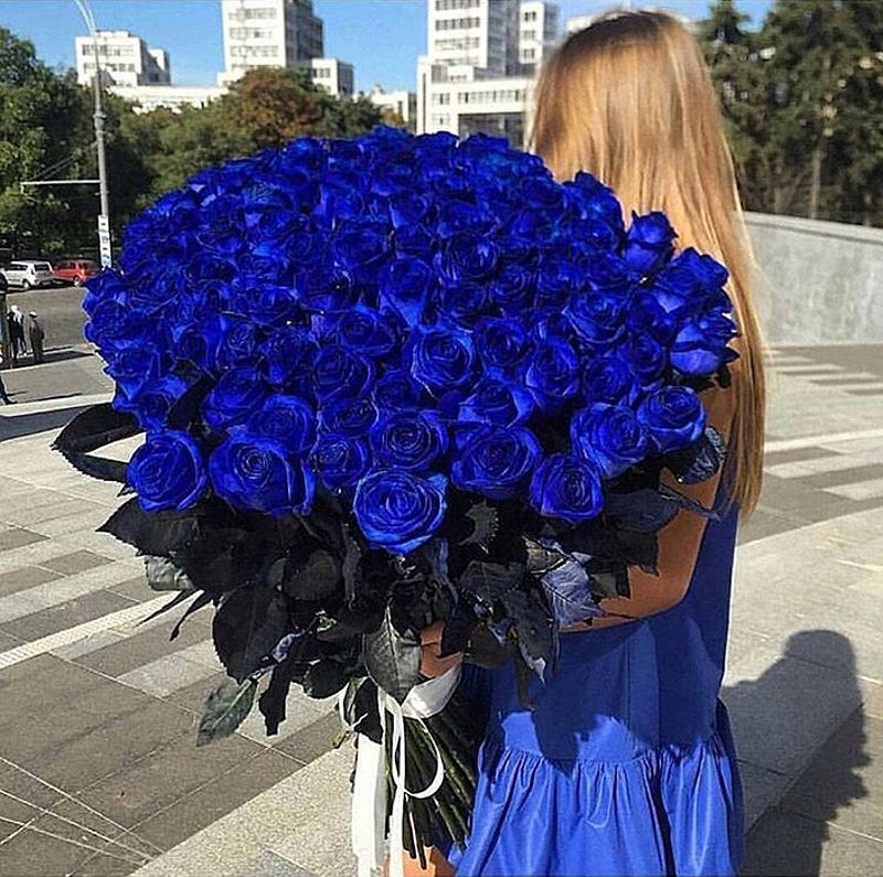 Tặng hoa hồng xanh cho người yêu thương